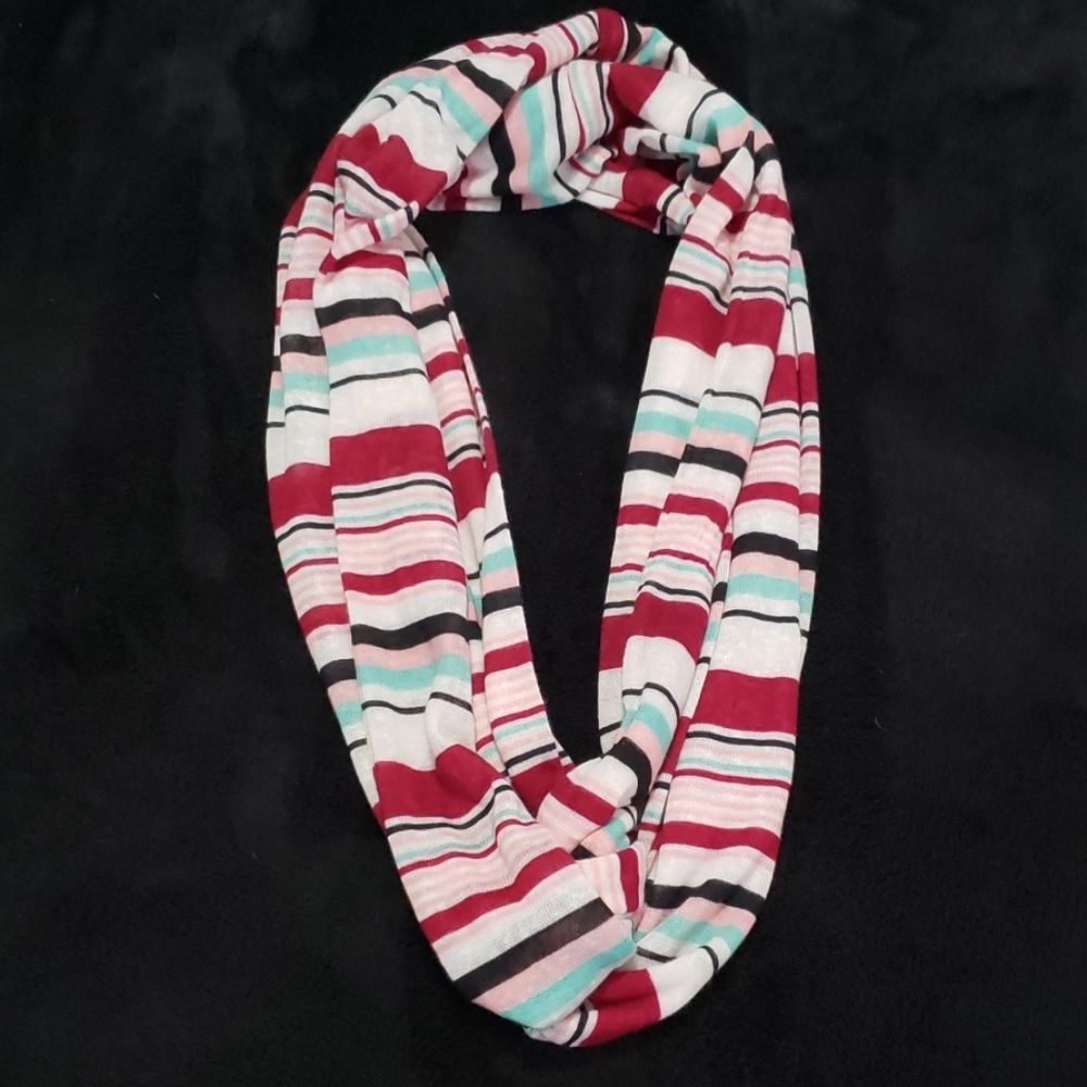 Infinity Scarf - Picture 1 of 1
